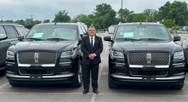 Top Reasons to Choose Miami Limousine Service for Your Travel Needs